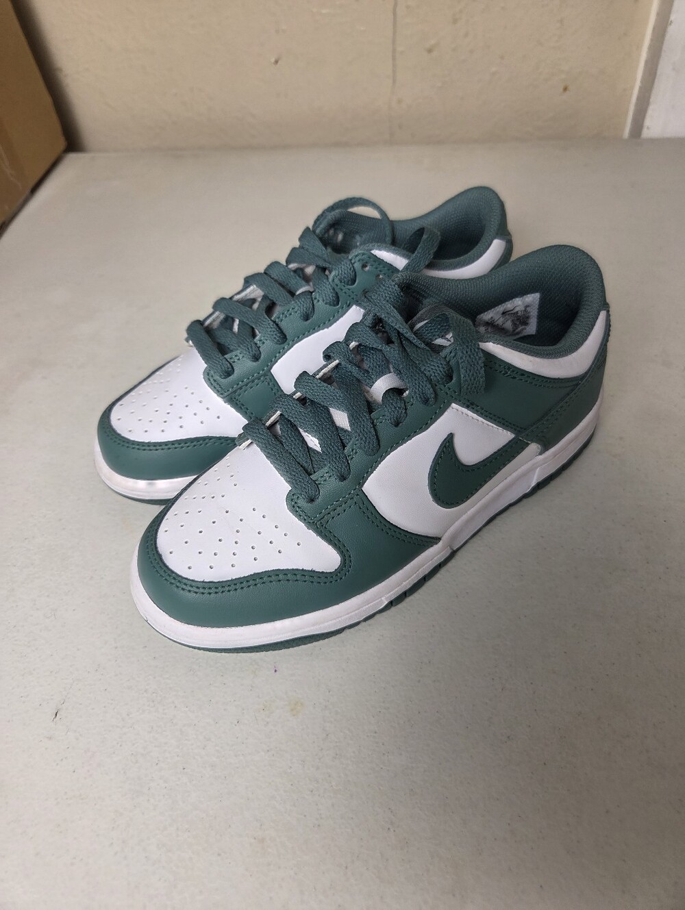 Nike Dunk Low Shoes Boys Green Sneakers Classics Size 4.5y Lace